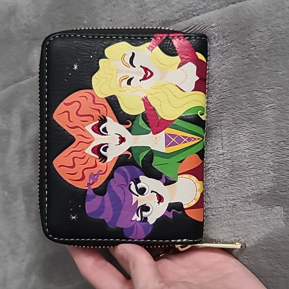 Loungefly x Disney Hocus Pocus Sanderson Sisters Binx Zip Around Bifold Wallet